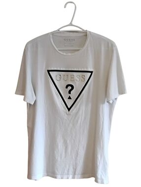 4/$20➡️  GUESS White Logo Crew Neck T-Shirt – Size Large Fair *Flaw